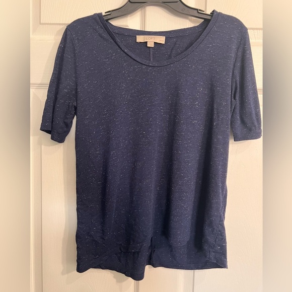 Ann Taylor Loft Blue speckled top - Size Medium Petite - Picture 1 of 3